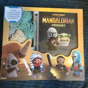 Disney Star Wars Mandalorian Crochet Kit